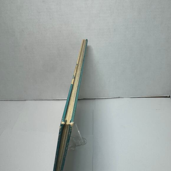 I Wish That I had DUck Feet Vintage Kids Book Theo LeSieg B Tobey HC Book Club - Picture 6 of 9